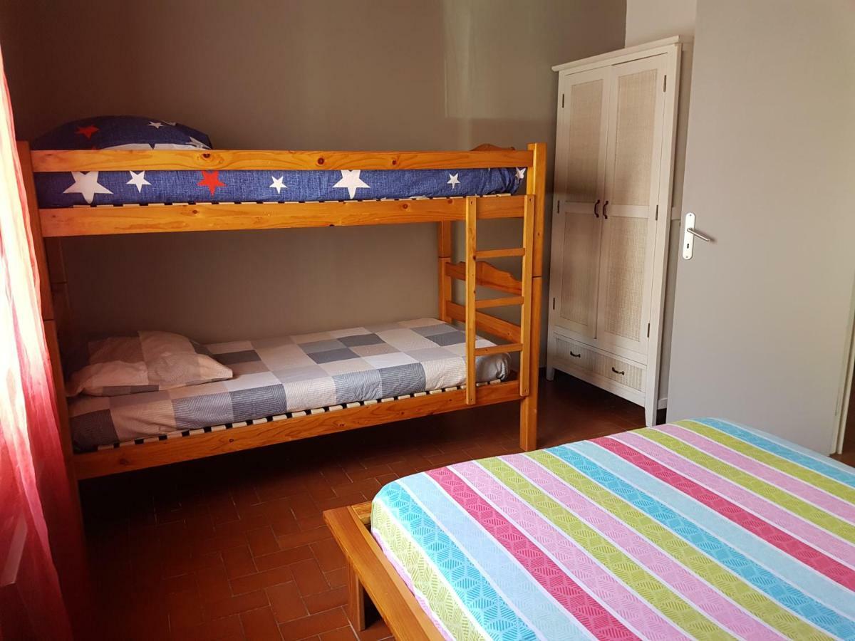 Location Saisonniere Apartamento Coursan Exterior foto